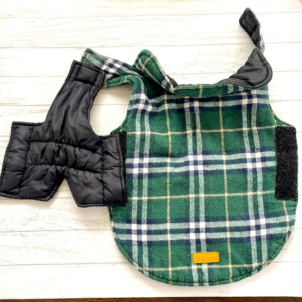 KUOSER Reversible Green Plaid/Solid Black Waterproof Dog Winter Coat, Medium